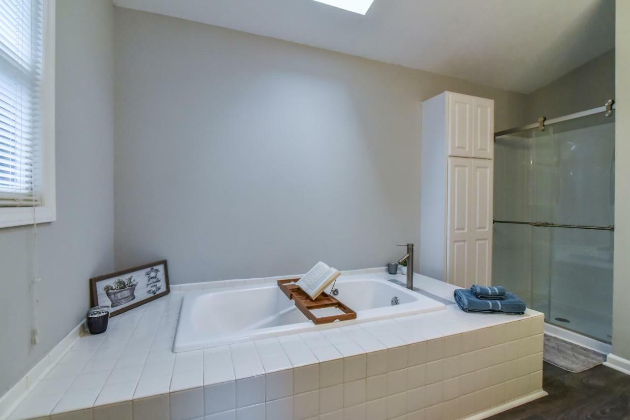 South Asheville Home With Hot Tub Just 11 Miles To Downtown Esterno foto